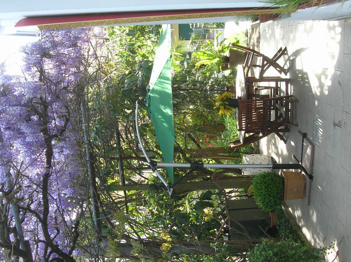 B&B Undici Cervia Exterior photo